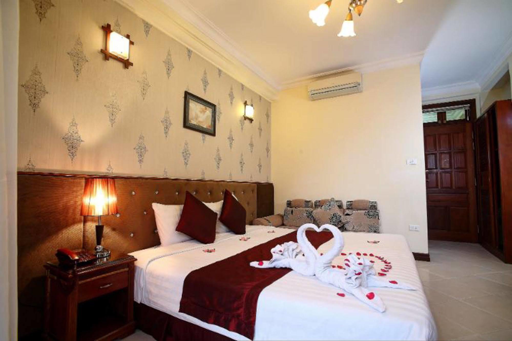 Golden Lotus Hotel & Spa Hanoi Dış mekan fotoğraf